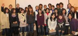 Студенты из Японии с сотрудниками музея